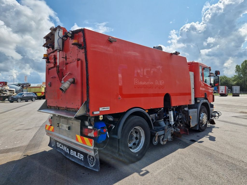 Scania P270 4x2 Johnston-Beam VX 800 Kehrmachine  - Road sweeper: picture 3