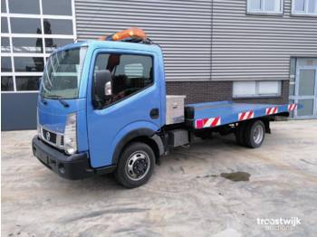 Nissan Cabstar NT400 car transporter / ambulance - Tow truck