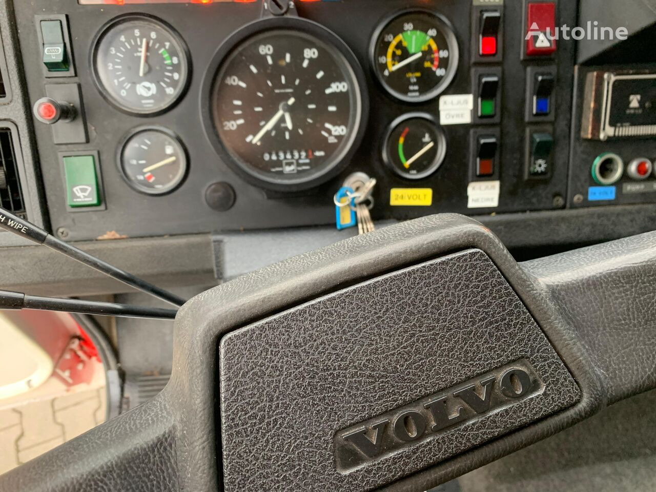Fire truck Volvo F613 Turbo / 2000l/min pump / 1000l foam / GOOD CONDITION: picture 12