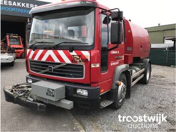 Road sweeper Volvo FL180: picture 1