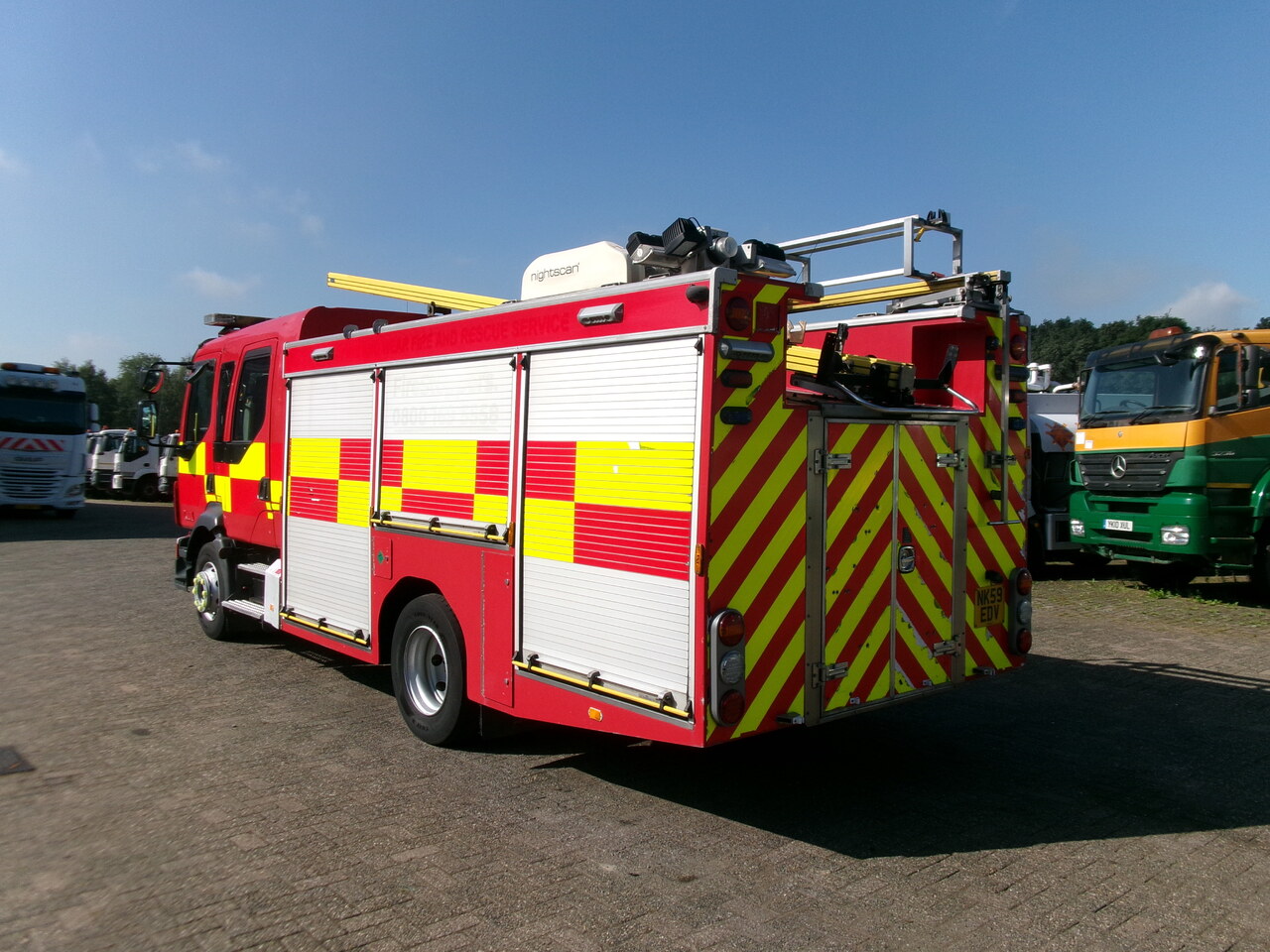 Volvo FL280 4X2 RHD crewcab fire engine + pump & watertank - Fire truck: picture 3