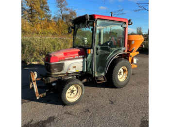 Yanmar EF235 - Municipal tractor: picture 1