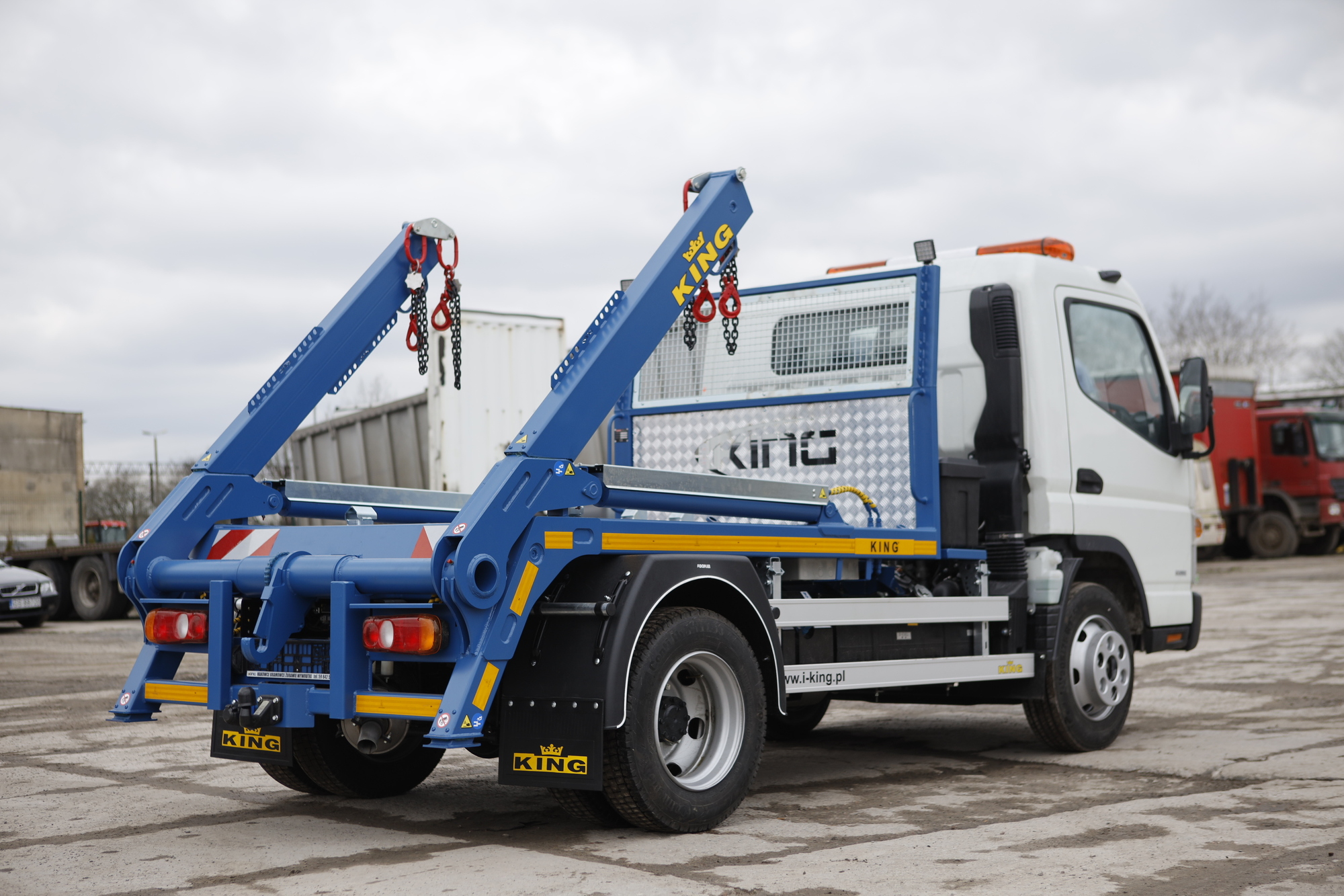 KING Vehicle Body Builder - Utility/ Special vehicles MITSUBISHI - Year: 2023, new undefined: picture 4