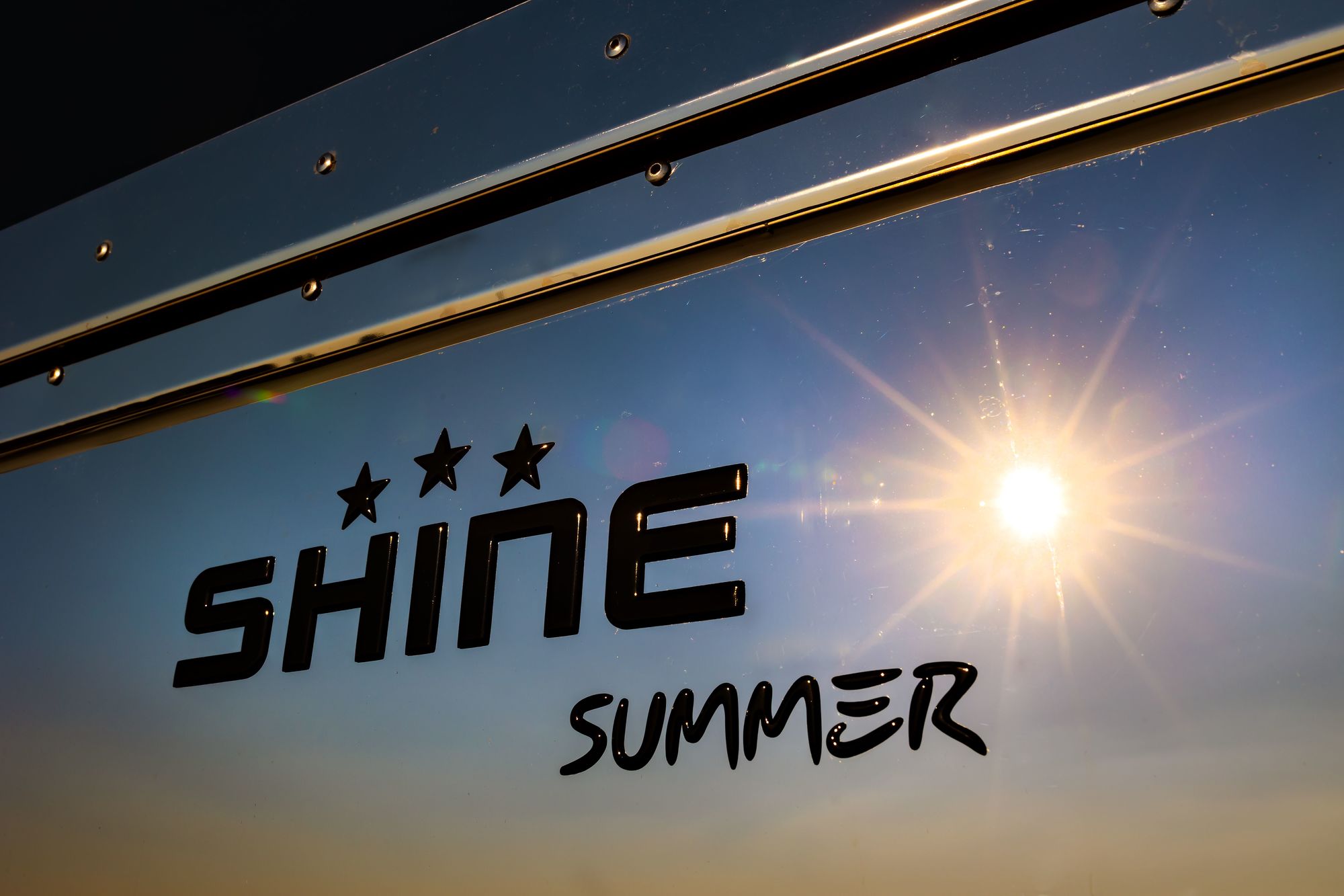SHINE - American Food Truck undefined: picture 4