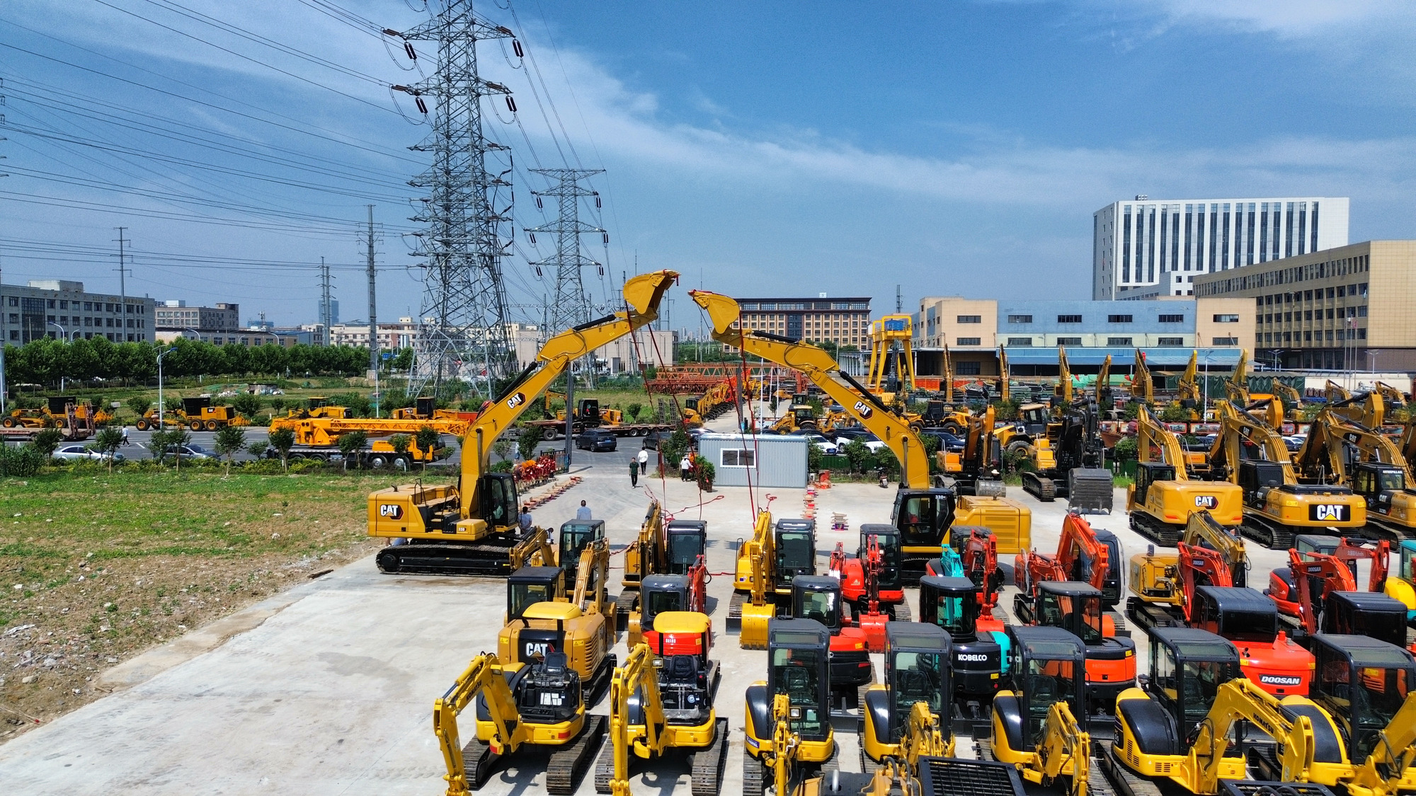Toaks International Trading Company - Construction machinery CATERPILLAR - Year: 2009, Euro 3 undefined: picture 4
