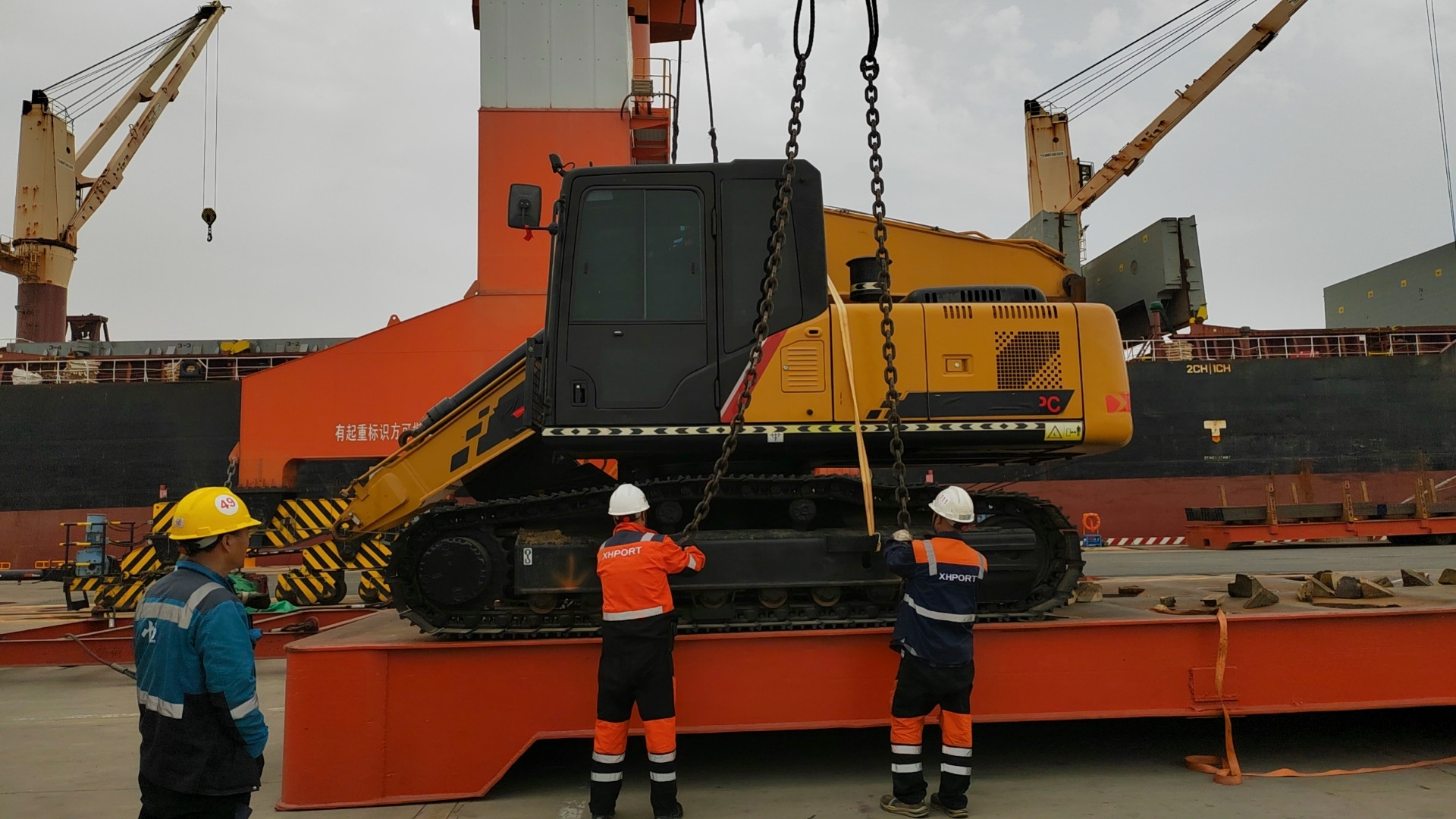 Toaks International Trading Company - Construction machinery CATERPILLAR - Year: 2009, Euro 3 undefined: picture 11