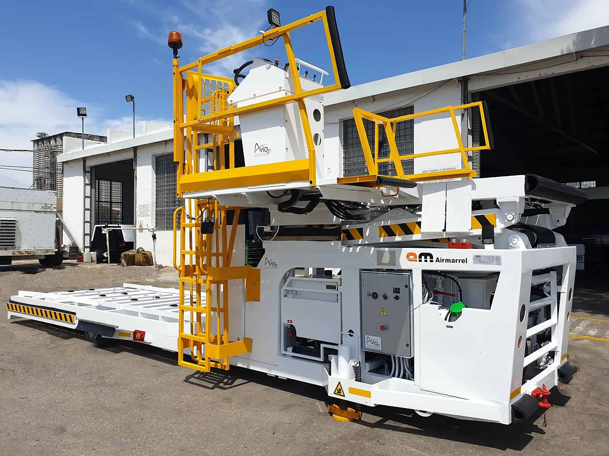 AVIACO GSE - vehicles for sale undefined: picture 59