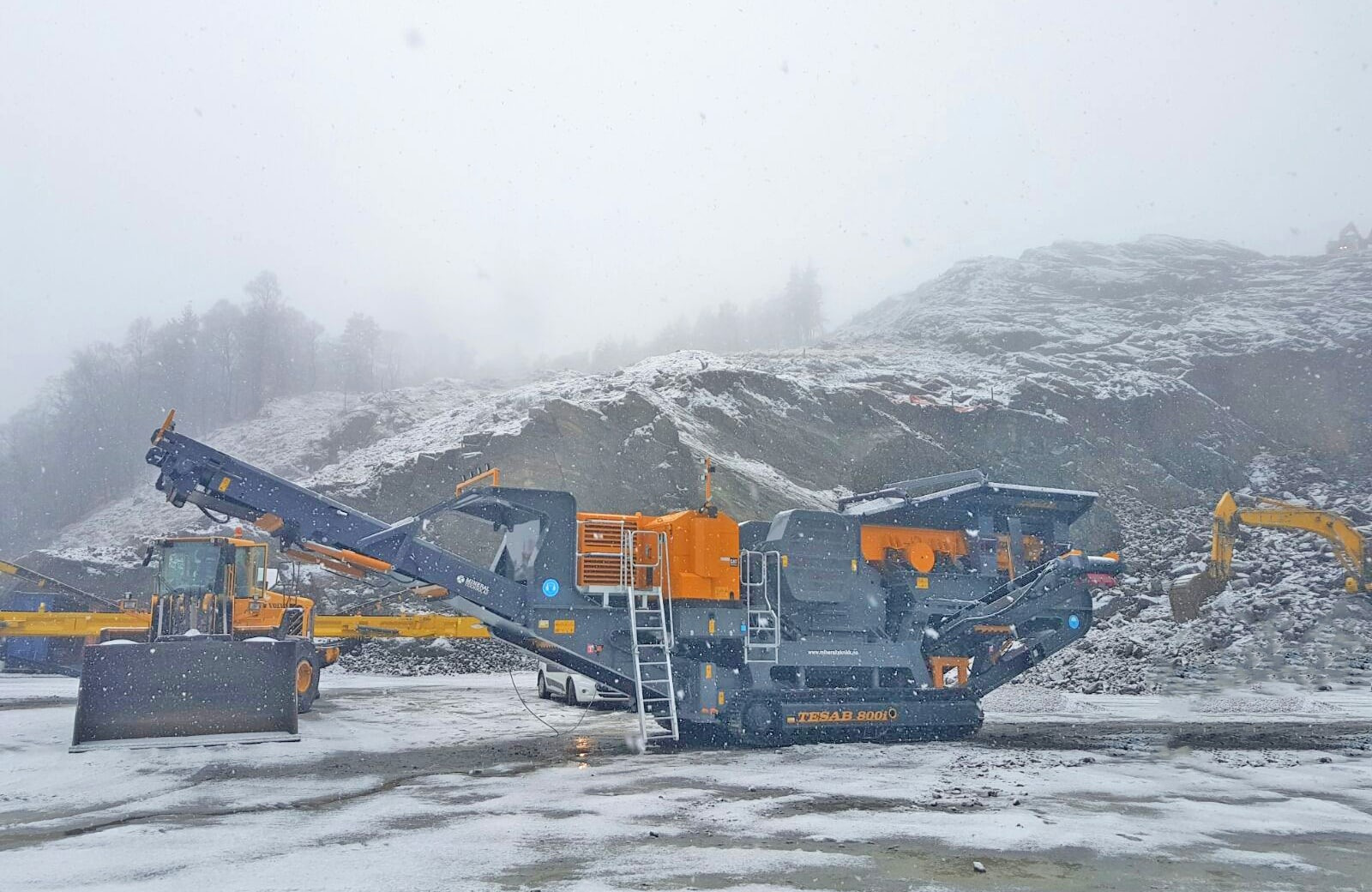 TUIJTEL MACHINERY B.V. - vehicles for sale undefined: picture 1