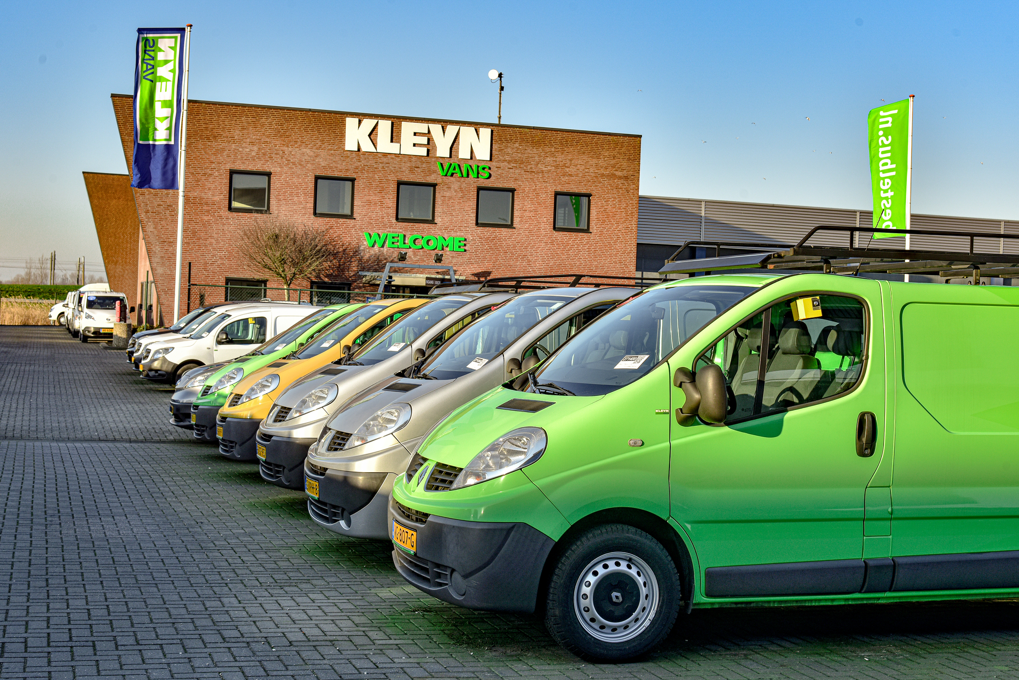 Kleyn Vans B.V. - Buses - gearbox: manual, air conditioner undefined: picture 2