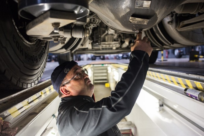 Renault Trucks France - Trucks RENAULT - Euro 6 undefined: picture 9