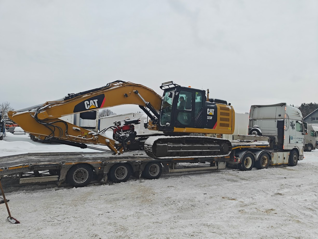 MB Anvika - vehicles for sale undefined: picture 1