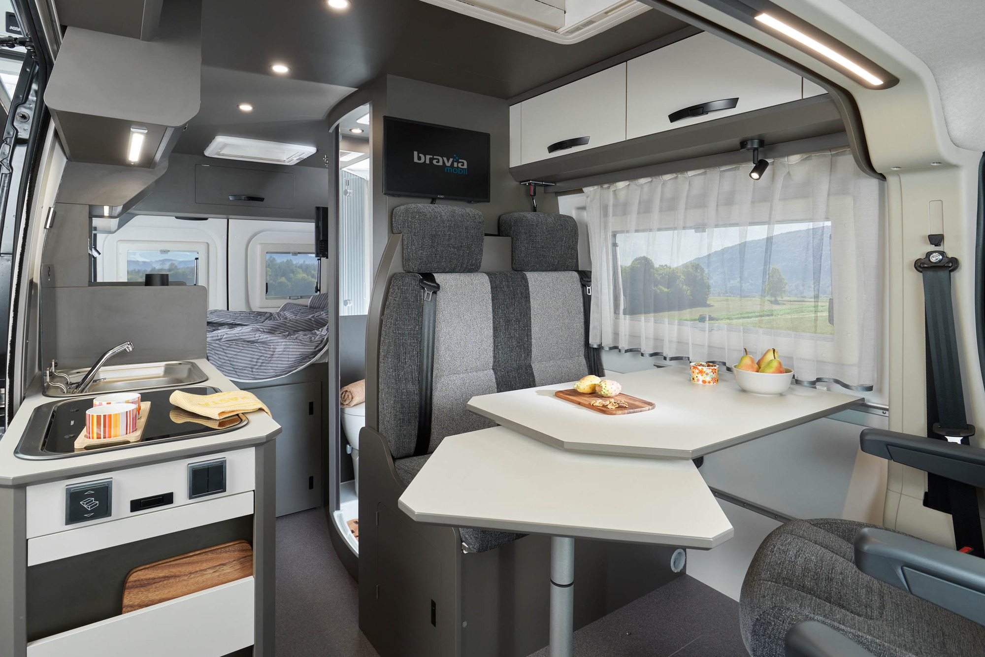 2 AP SPÓŁKA Z OGRANICZONĄ ODPOWIEDZIALNOŚCIĄ - Campers undefined: picture 12