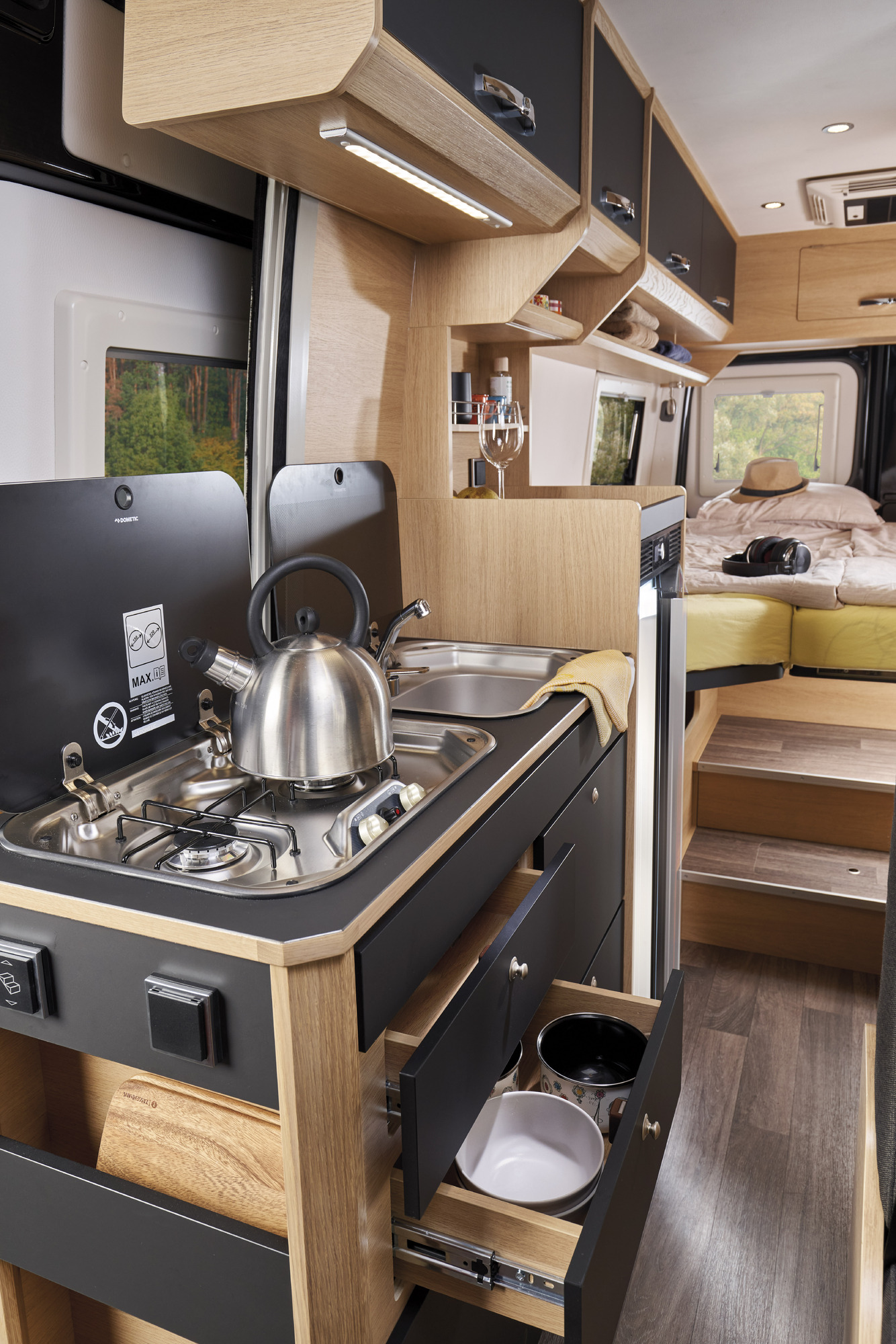 2 AP SPÓŁKA Z OGRANICZONĄ ODPOWIEDZIALNOŚCIĄ - Campers undefined: picture 9