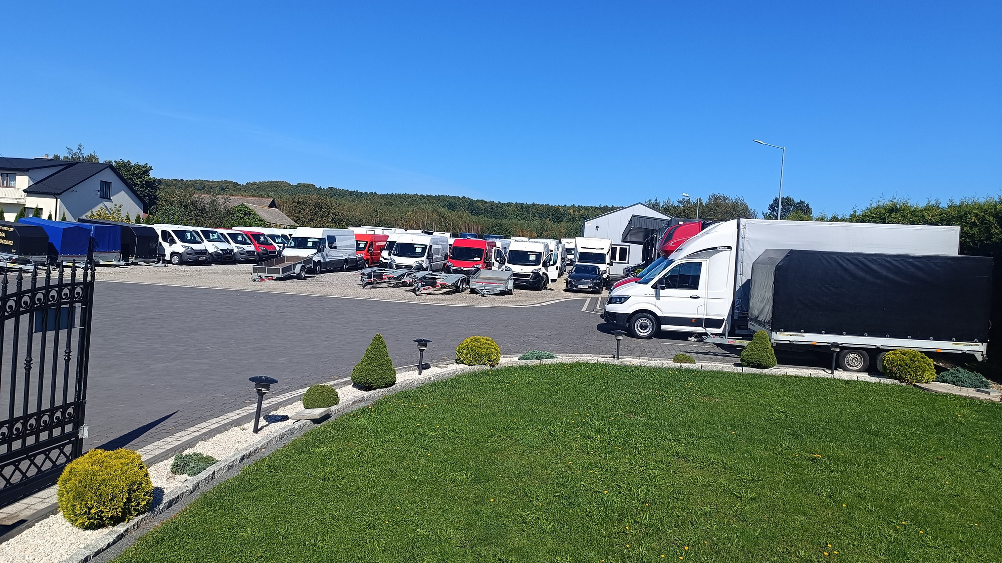 Zbigniew Stachera Przedsiębiorstwo Handlowo Usługowe "PLUS" - Construction machinery undefined: picture 1