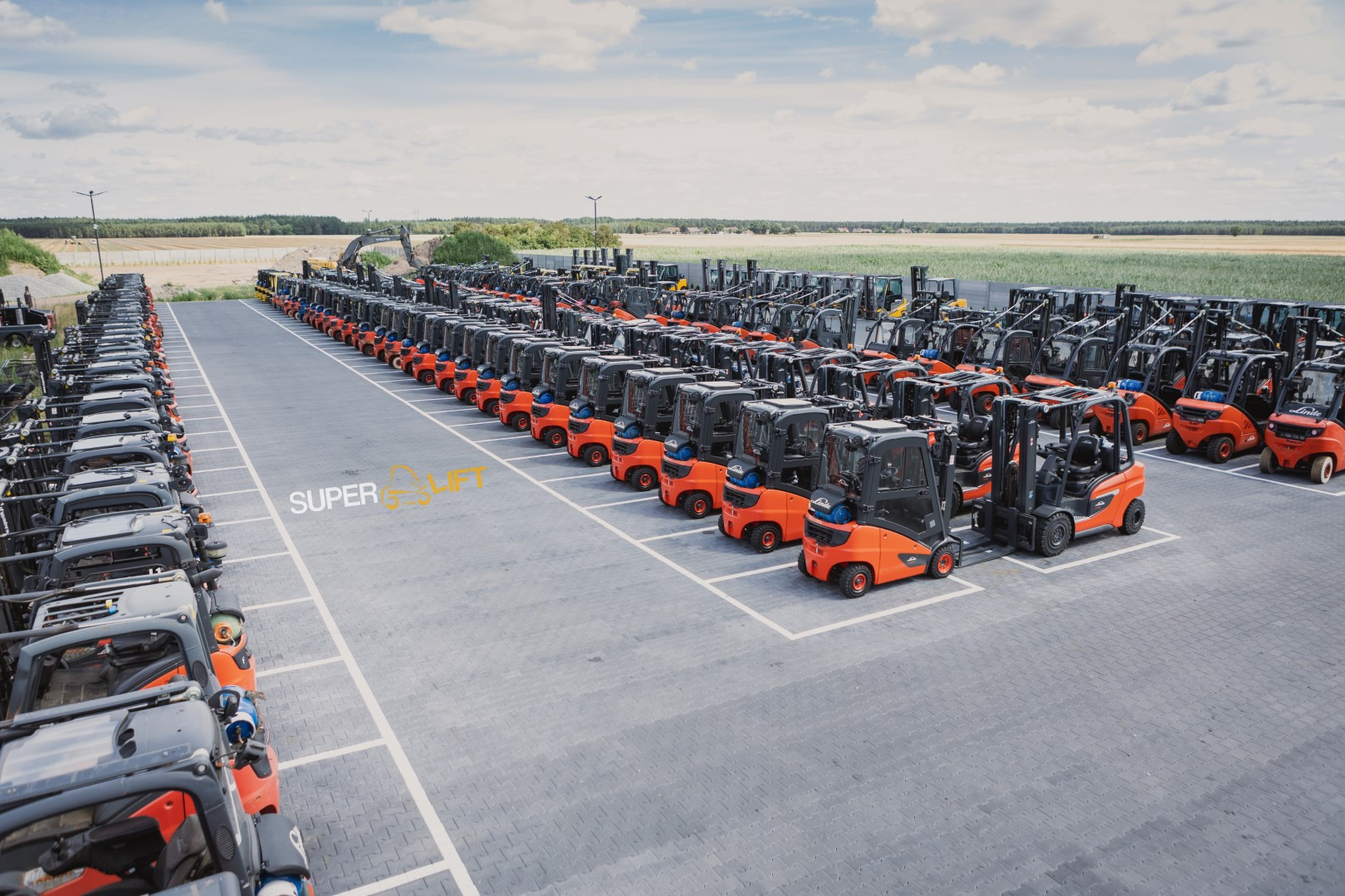 SUPERLIFT - Material handling equipment HELI - Year: 2014 undefined: picture 2