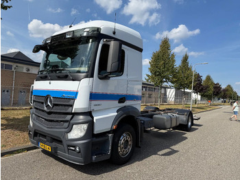 Cab chassis truck MERCEDES-BENZ Actros