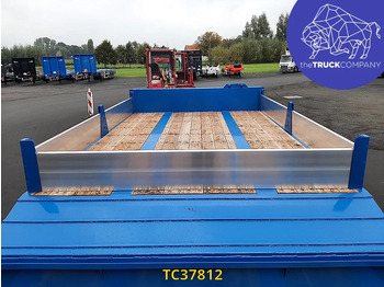 New Low loader semi-trailer Hoet Trailers: picture 2