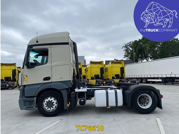 Tractor unit MERCEDES-BENZ Actros 1843