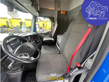 Tractor unit Renault T 440: picture 5