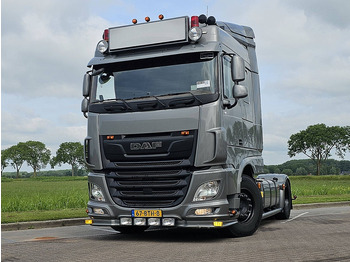 Tractor unit DAF XF 530