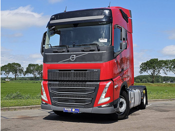 Tractor unit VOLVO FH 500