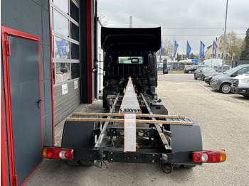 Cab chassis truck Mitsubishi Fuso Canter 9C18 5,8m Euro6d Klimaaut. Tempomat: picture 2