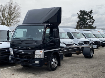Cab chassis truck MITSUBISHI