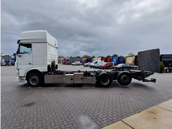 Leasing of DAF XF 530 SuperSpaceCab 6x2*4 - Chassis 740 cm - Loadlift - Steering axle - Leather - DAF XF 530 SuperSpaceCab 6x2*4 - Chassis 740 cm - Loadlift - Steering axle - Leather -: picture 4