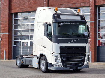 Tractor unit VOLVO FH13 460