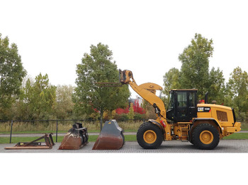 Wheel loader CATERPILLAR 938M