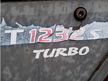 Rough terrain forklift Manitou 1232 turbo: picture 3 Rough terrain forklift Manitou 1232 turbo: picture 3