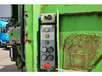 Garbage truck MAN TGA 26.310: picture 5
