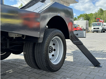 Truck mounted aerial platform Nissan Cabstar: picture 5