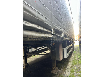 Curtainsider semi-trailer Fruehauf: picture 4