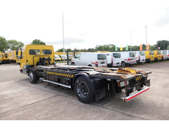 Container transporter/ Swap body truck MERCEDES-BENZ KAMAG WBH 25 Wiesel Terberg Umsetzfahrz. Sattelk: picture 4