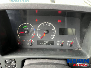 Leasing of Scania P270 343.938km - 3 front seats Scania P270 343.938km - 3 front seats: picture 5 Leasing of Scania P270 343.938km - 3 front seats Scania P270 343.938km - 3 front seats: picture 5