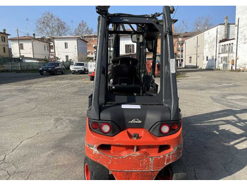 Electric forklift Linde E 30 L (batt. 2020): picture 4 Electric forklift Linde E 30 L (batt. 2020): picture 4