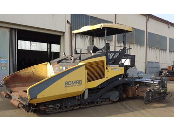 Asphalt paver Bomag BF 800 C: picture 2