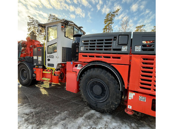 Drilling rig Sandvik DT922I: picture 4