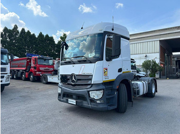 Tractor unit MERCEDES-BENZ Actros 1843
