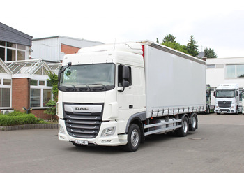 Curtainsider truck DAF XF