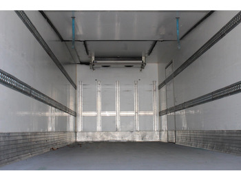 Refrigerator truck MAN TGM 18.290 E5  CS 950 Bi-Temp  Strom Tür+LBW  FRC: picture 4