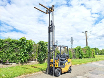 LPG forklift Caterpillar GP20CN: picture 3 LPG forklift Caterpillar GP20CN: picture 3