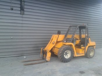 Rough terrain forklift Manitou BT425 2500: picture 1