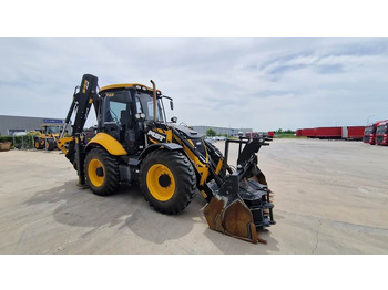 Backhoe loader