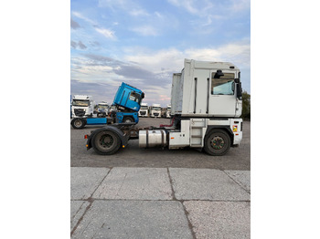Tractor unit RENAULT Magnum 440