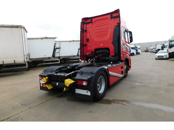 Tractor unit Ford F max 4x2 scab e6 12tx2620: picture 3