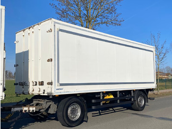 Closed box trailer