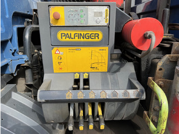 Crane truck, Dropside/ Flatbed truck MAN TGM 15.250/340 4X2 BL TGM 15.250/340 4X2 BL mit Kran Palfinger PK 11001: picture 2