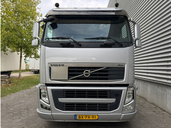 Hook lift truck, Crane truck Volvo FH 500 / 8X4 / Palfinger S260Z96 / VDL Hook / NL Truck: picture 5
